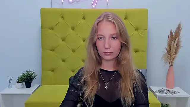 LolaWilsons webcam