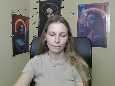 StrangerGi webcam