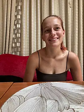 Lily_Viola webcam