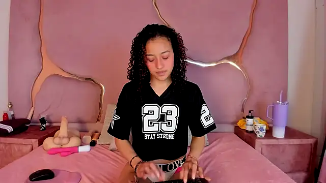 AntonelaBlaze webcam