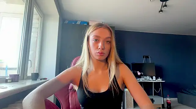 _Lovita webcam
