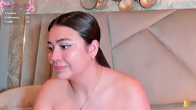 KimDevinne webcam