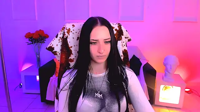MonicaLowes webcam