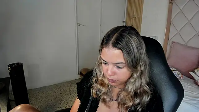 dulce_lyraa1 webcam