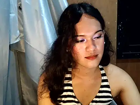 addy_hugecok webcam