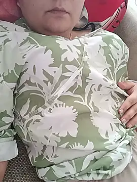 Tina_Mirabella webcam