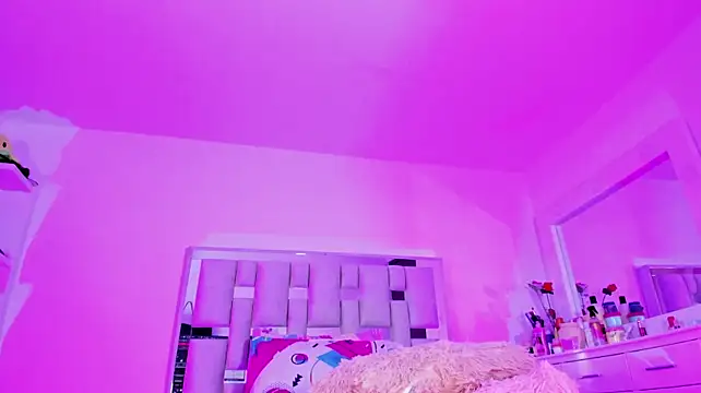 emili_clark webcam