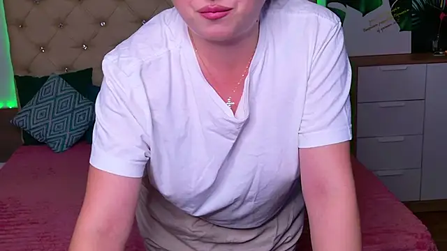 AVA_MAXIMUS webcam