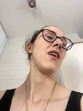 MartiniiSelenna webcam