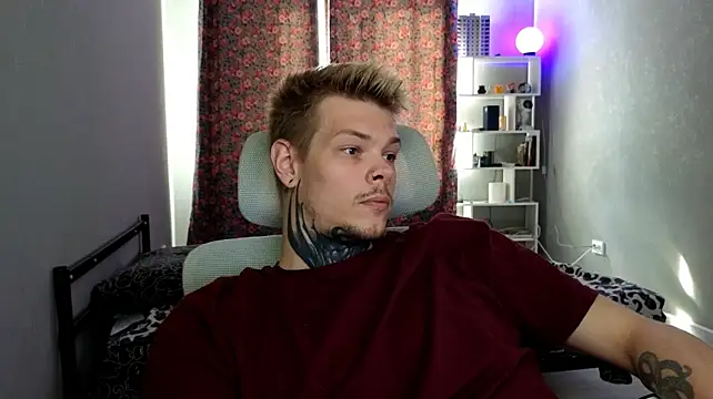 DENIS_HERE