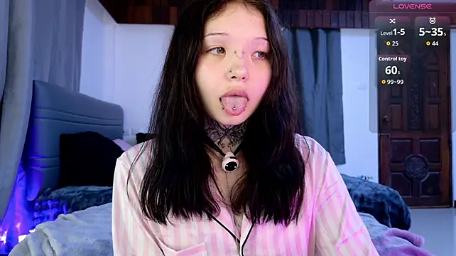 Lein_Bone live cam on StripChat