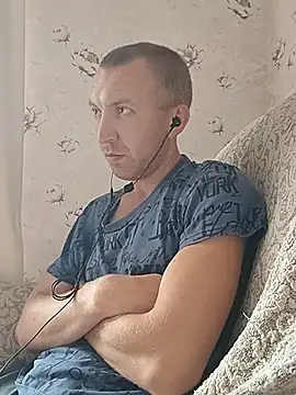 _uncle_Mitya-43_ live cam on StripChat