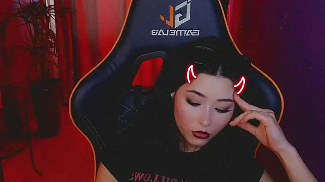 RedMidnight live cam on StripChat
