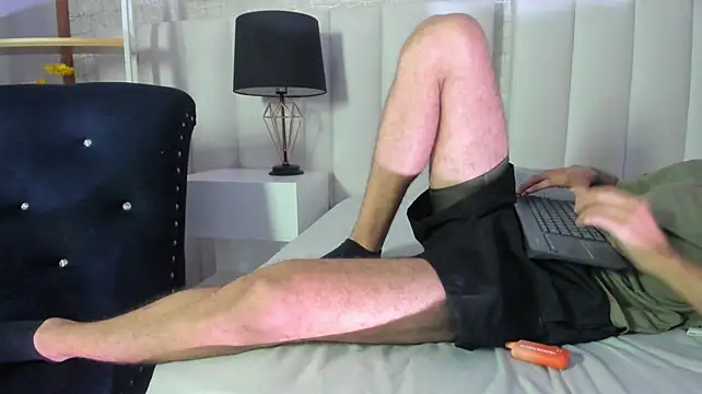 sam_bisex live cam on StripChat