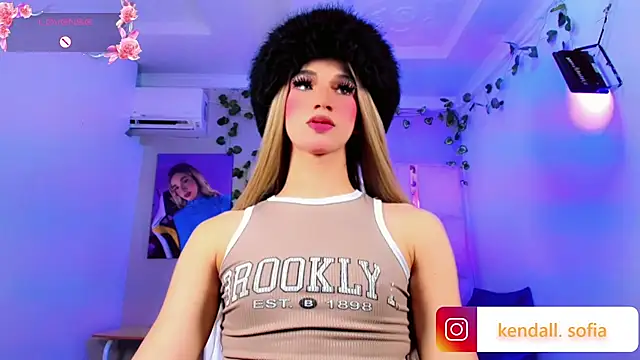 Sophiaa_doll_ webcam