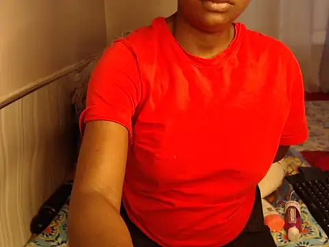 TaniaBae03 webcam