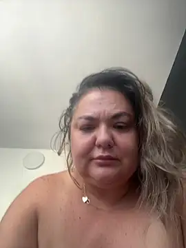 MikyVesela webcam