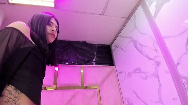 Modèle: Allisonts69