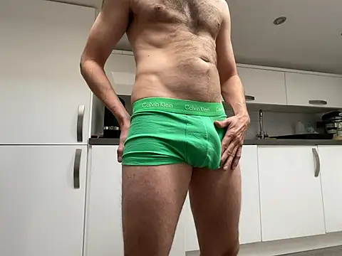 SimonSays45 live cam on StripChat