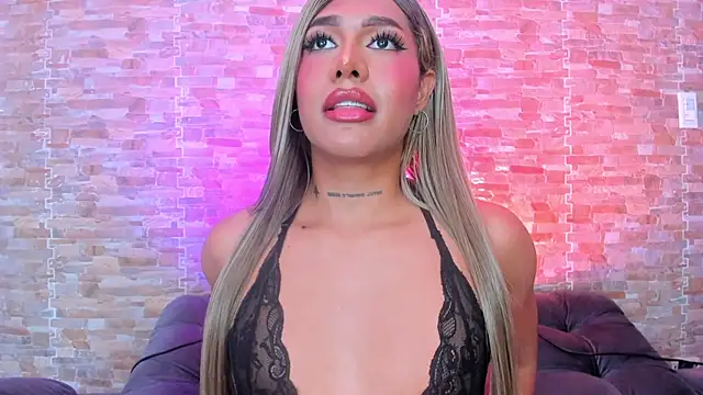 Dreams_Chloe live cam on StripChat