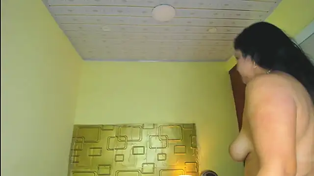 Julia_Haye