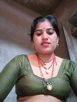 Hot_kamla