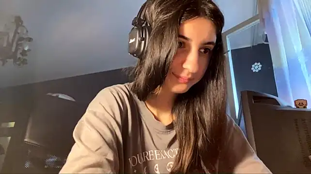 MindaHallmon webcam