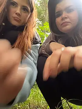 SnowWhiteSin live sex cam