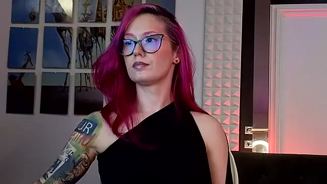 kulteacher live cam on StripChat