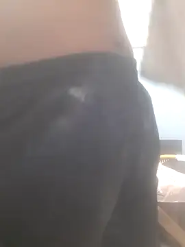ms_zini live cam on StripChat