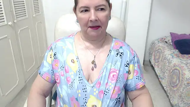 leonela_69 webcam