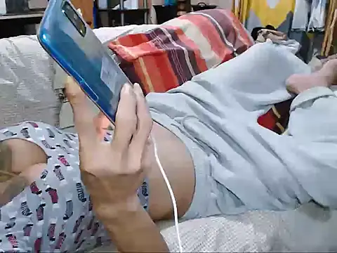 Trish_CurveCock webcam