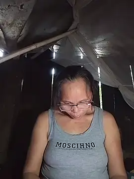 MissYourLove webcam