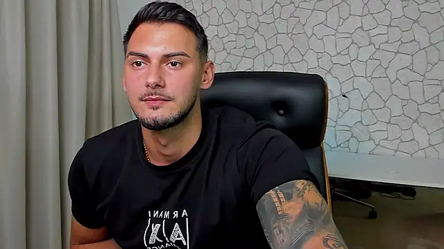ClintMasters live cam on StripChat