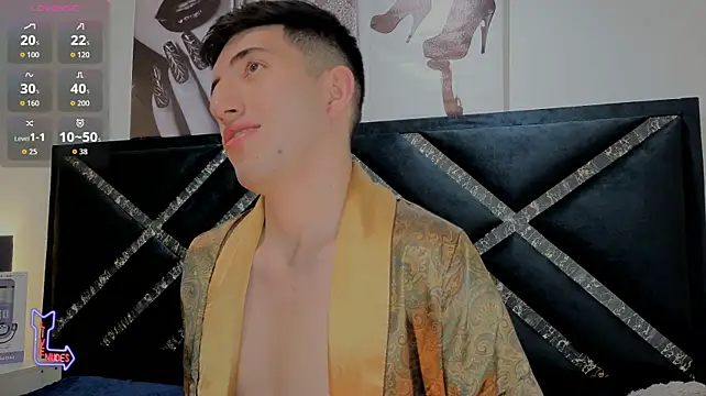 Un_Sluttyy webcam