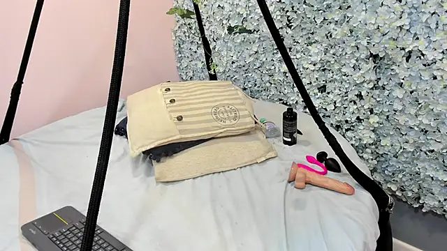 Angel_Alba_ webcam