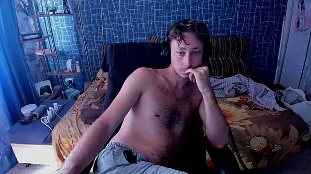 CuteBoy228 live cam on StripChat