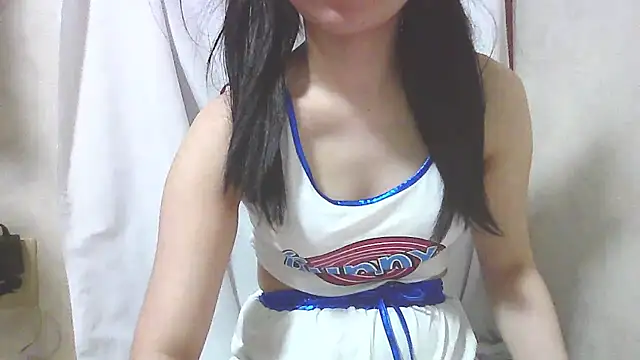 Japanese_senpai live cam on StripChat