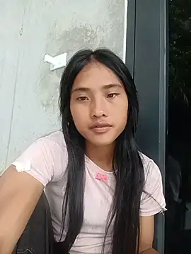 Hoa-tuylip live cam on StripChat