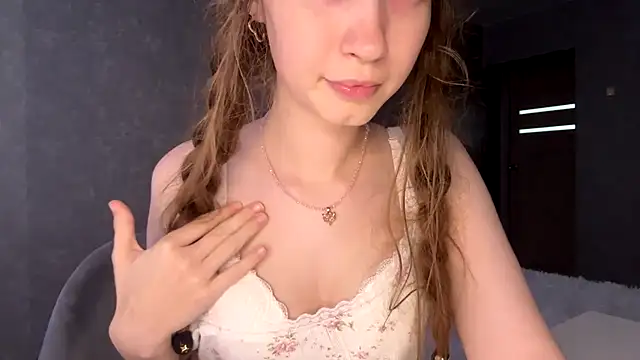 Emily_Mur_ live cam on StripChat