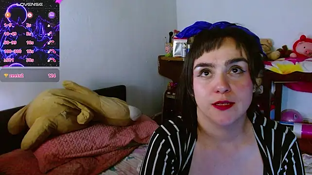 collette_beaufoy_ live cam on StripChat