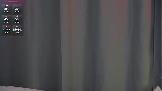 EmilyGray__ webcam