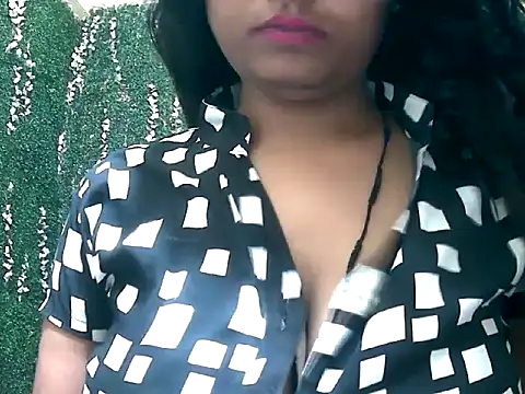 Ruhi_Hotty webcam