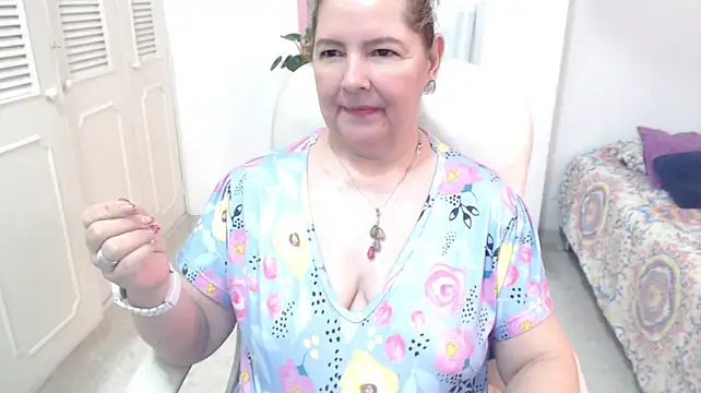 leonela_69
