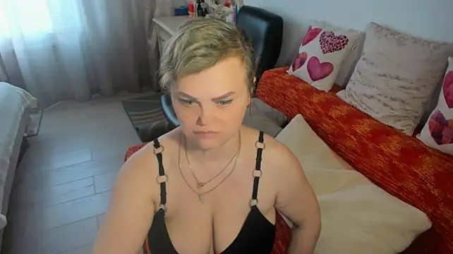MildMature live cam on StripChat