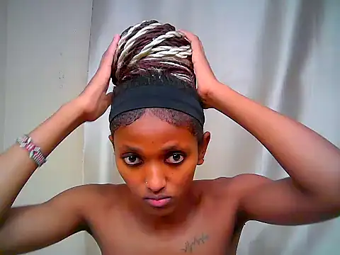Qute_nimple webcam