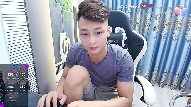Naughty___asian webcam