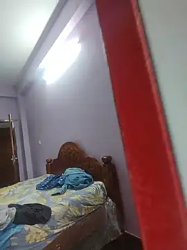 paramkeerthi's live room