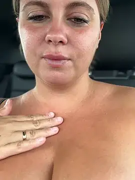 Samantha_officia... Live Webcam on Stripchat