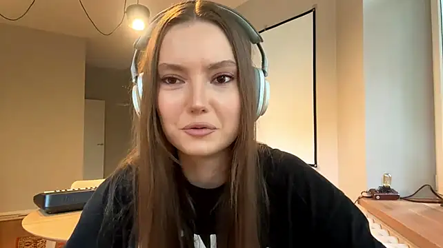 RinaCiciora webcam